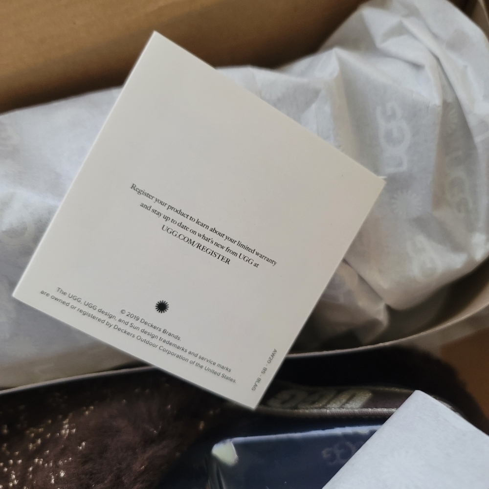 UGG Women's Fluff Yeah Sparkle, Burnt Cedar,‎ Size 7 -New in Box - Picture 15 of 16